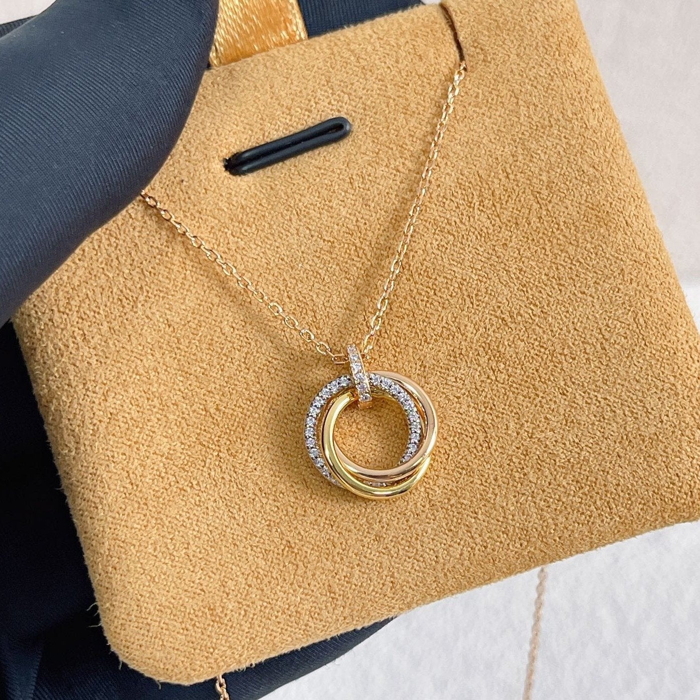 [AuraEcho]TRINITY NECKLACE SILVER GOLD PINK GOLD DIAMONDS