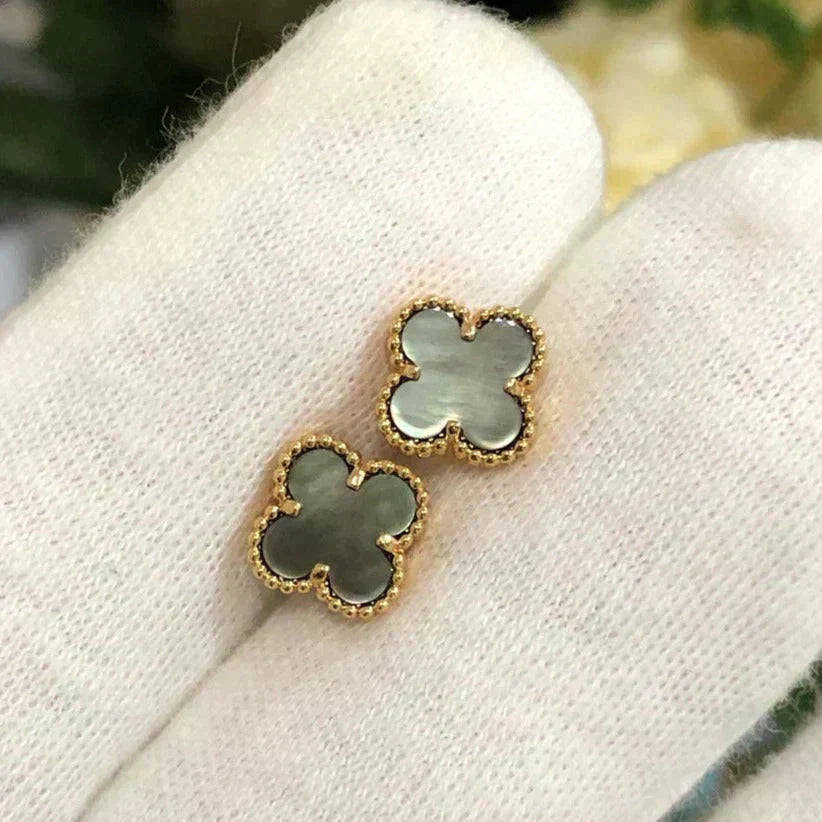 [AuraEcho]CLOVER MINI 9.5MM GRAY MOP EARRINGS