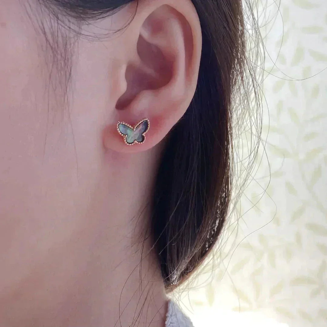 [AuraEcho]BUTTERFLY DARK MOP  EARRINGS