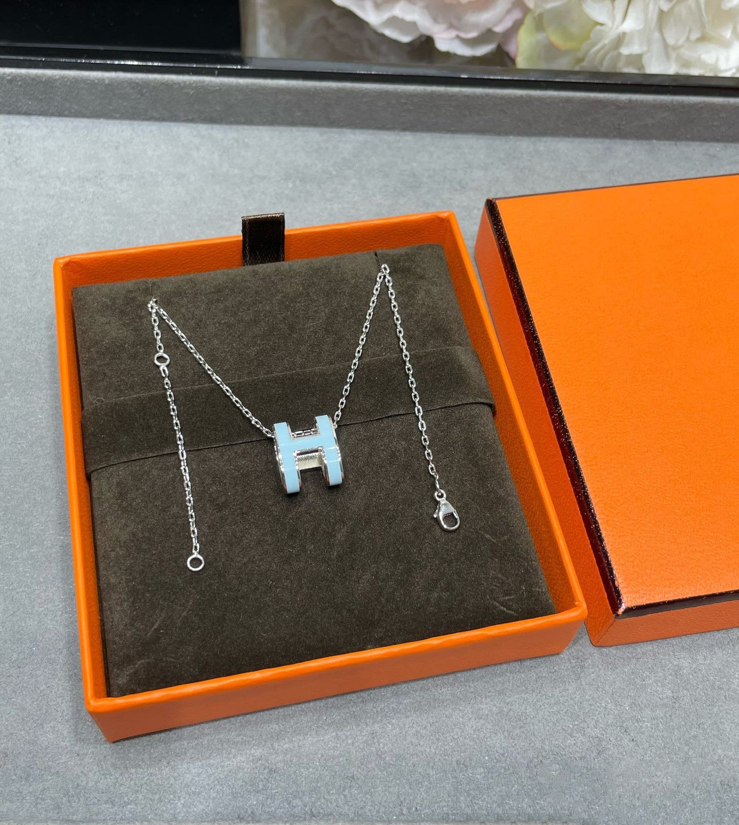 [AuraEcho]POP H SKY BLUE NECKLACE