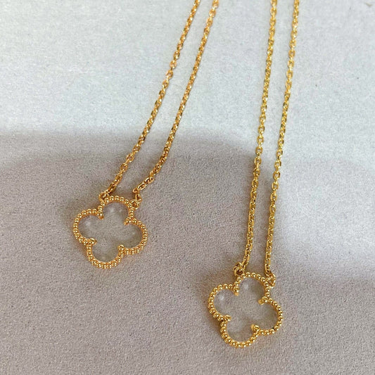 [AuraEcho]CLOVER ROCK CRYSTAL ROSE GOLD NECKLACE