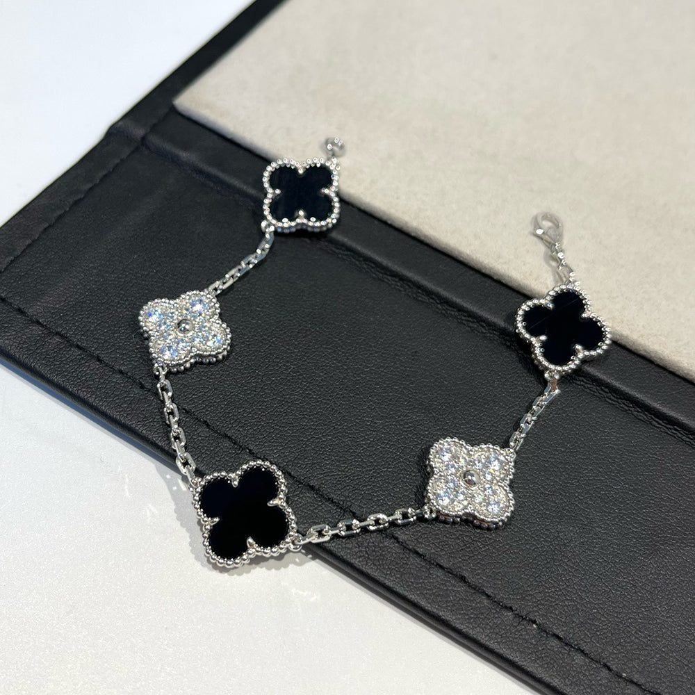 [AuraEcho]CLOVER 5 MOTIF ONYXS DIAMOND BRACELET SILVER