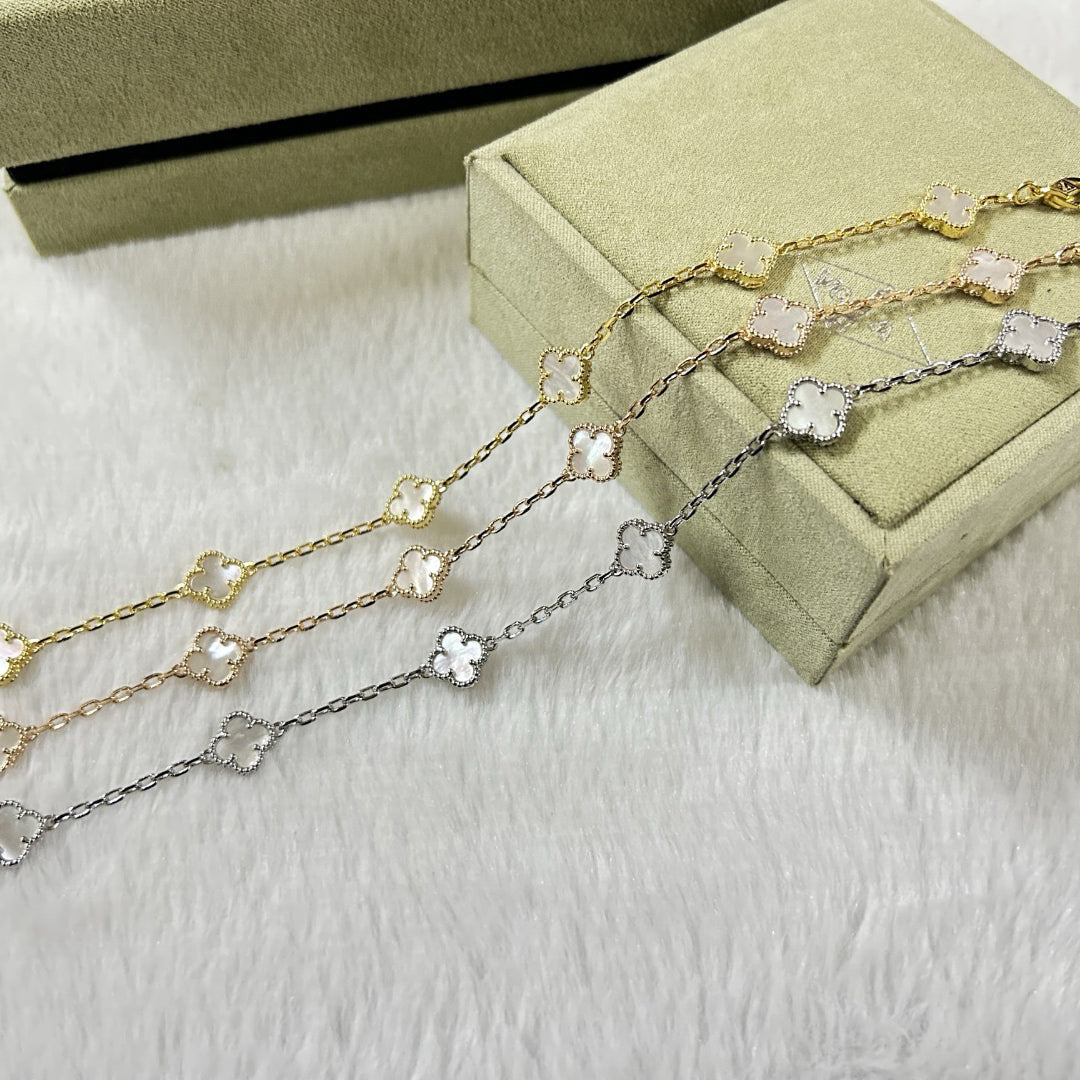 [AuraEcho]CLOVER 6 MOTIF WHITE MOP BRACELET