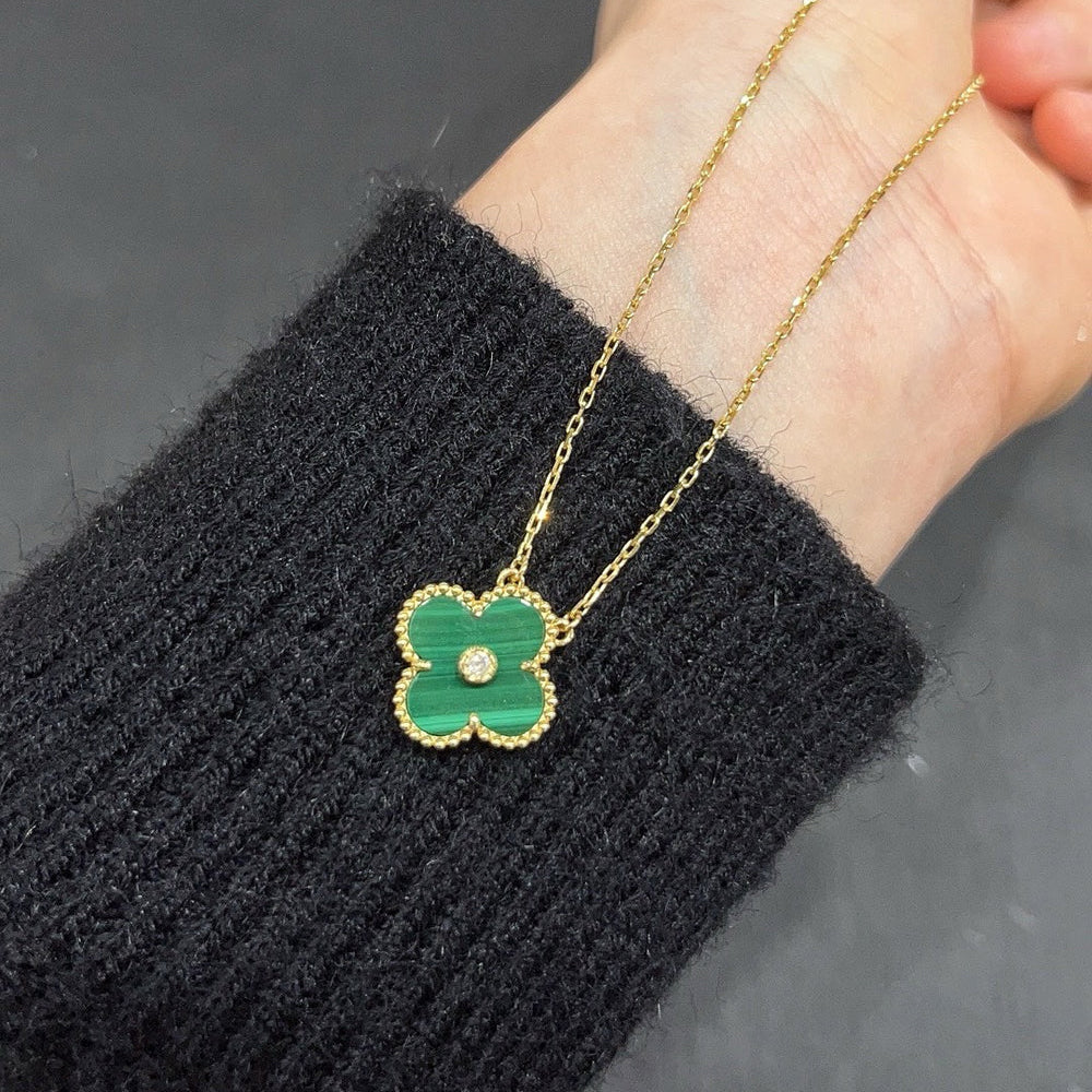 [AuraEcho]CLOVER 15MM DIAMOND TURQUOISE NECKLACE