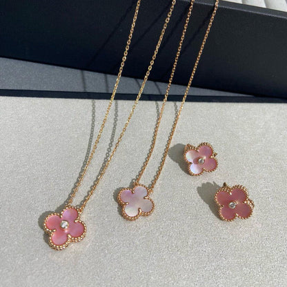 [AuraEcho]CLOVER MEDIUM 1 DIAMOND PINK EARRINGS