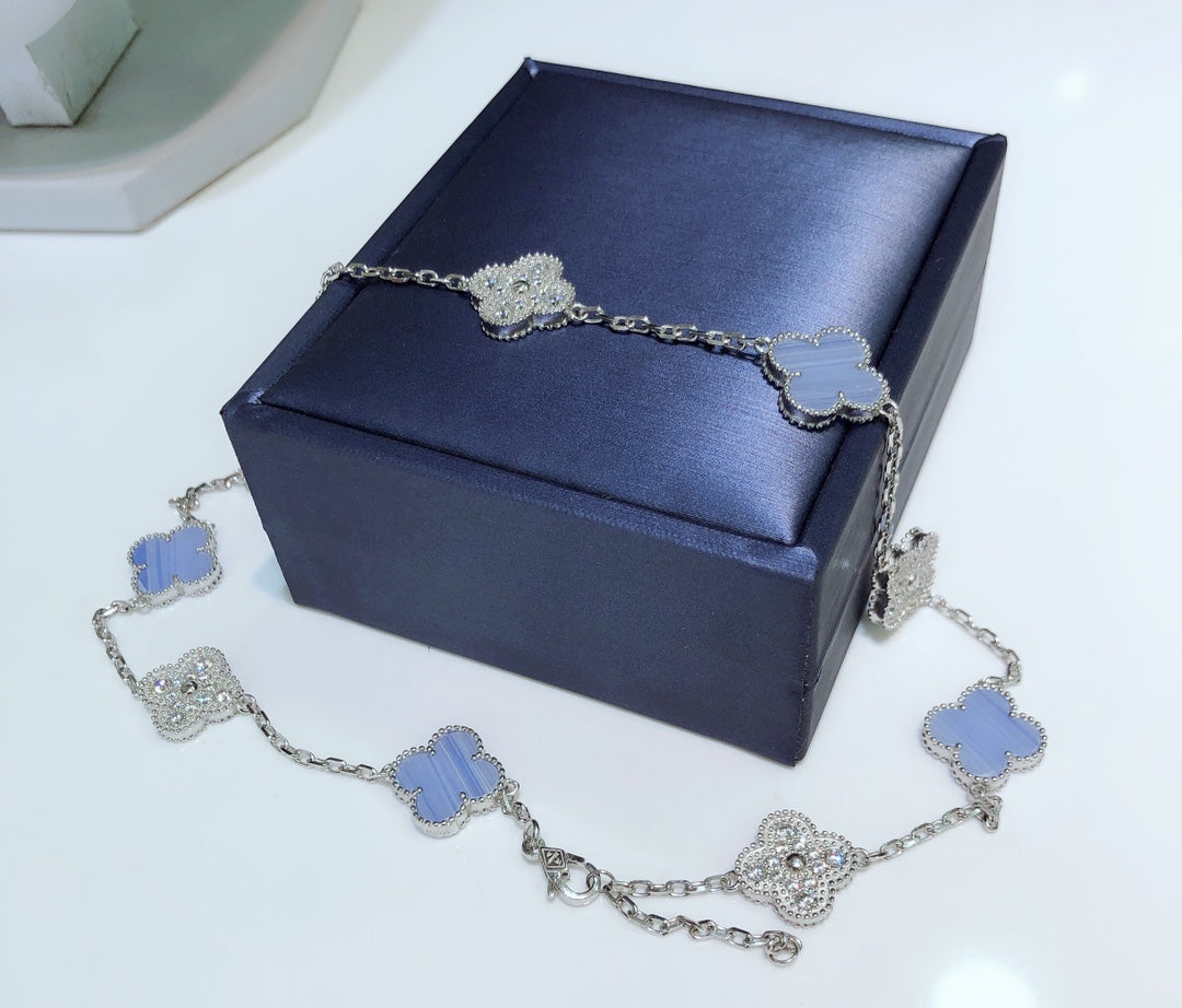 [AuraEcho]CLOVER 10 MOTIFS CHALCEDONY DIAMONDS SILVER NECKLACE